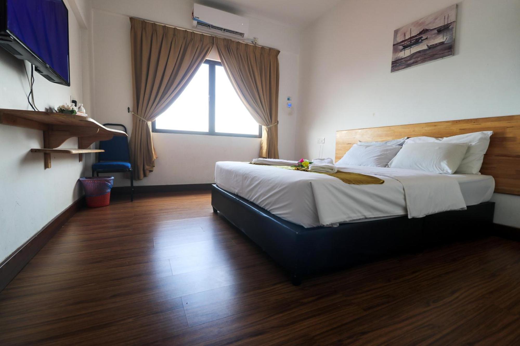 Am Transit Inn, Kuala Terengganu Exterior foto
