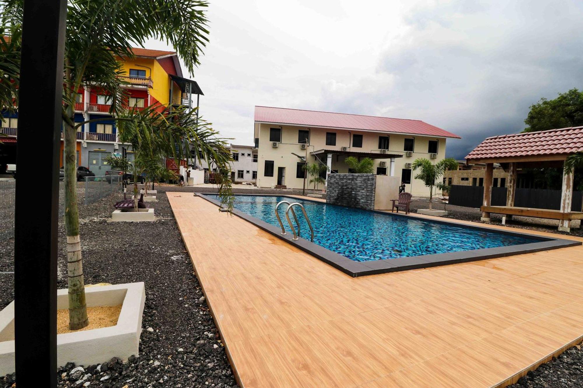 Am Transit Inn, Kuala Terengganu Exterior foto