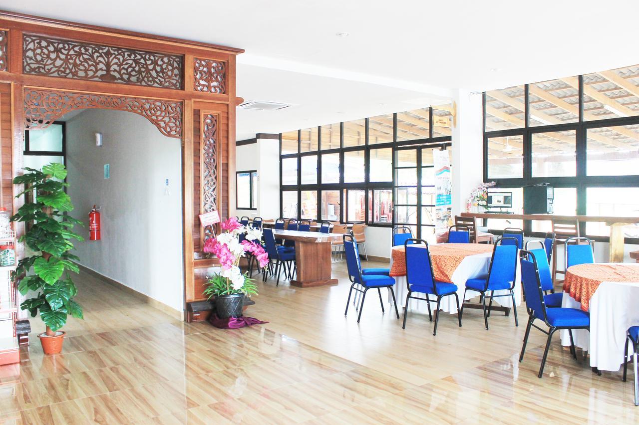 Am Transit Inn, Kuala Terengganu Exterior foto